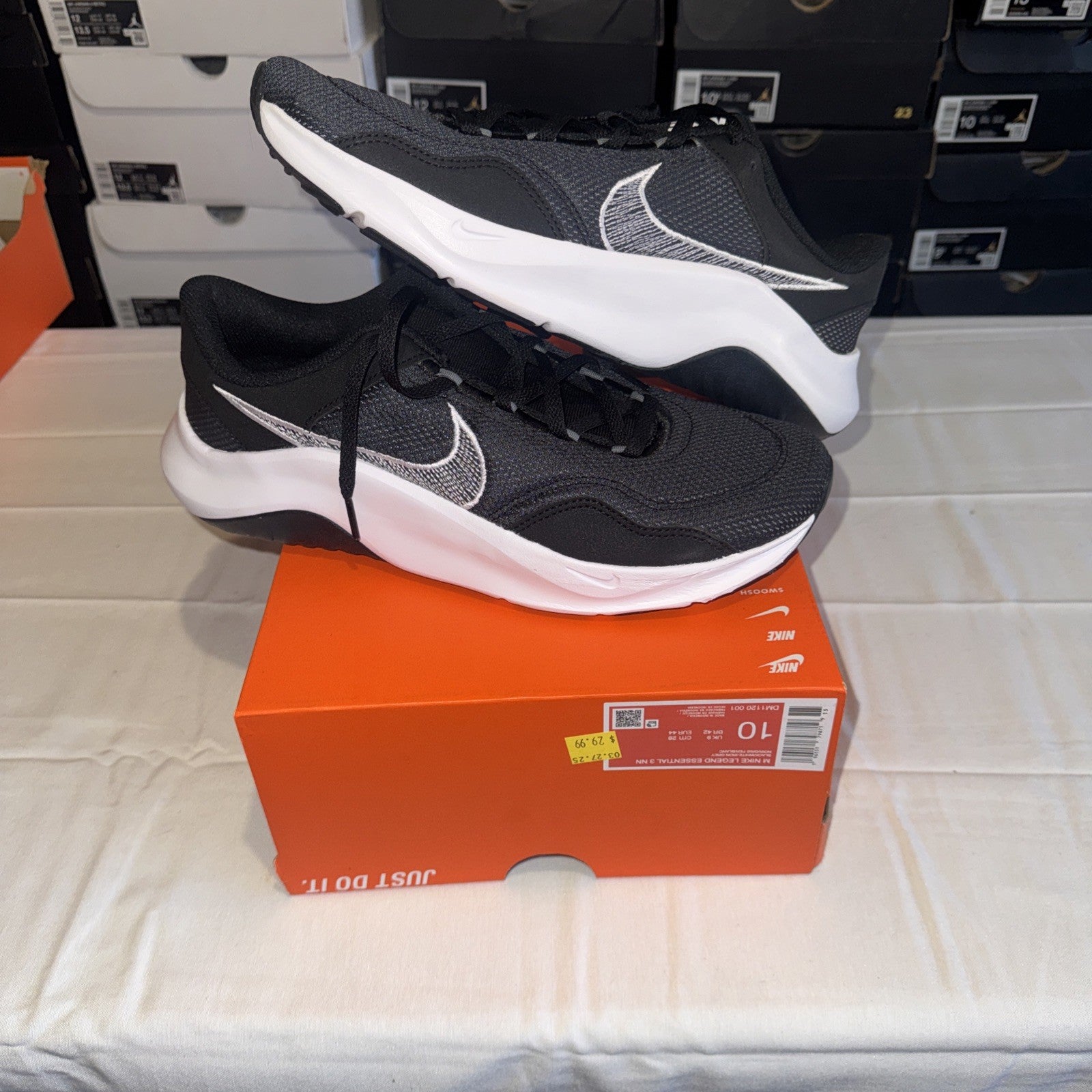 Nike Legend Essential 3 Next Nature Black/White Size 10 DM1120 001