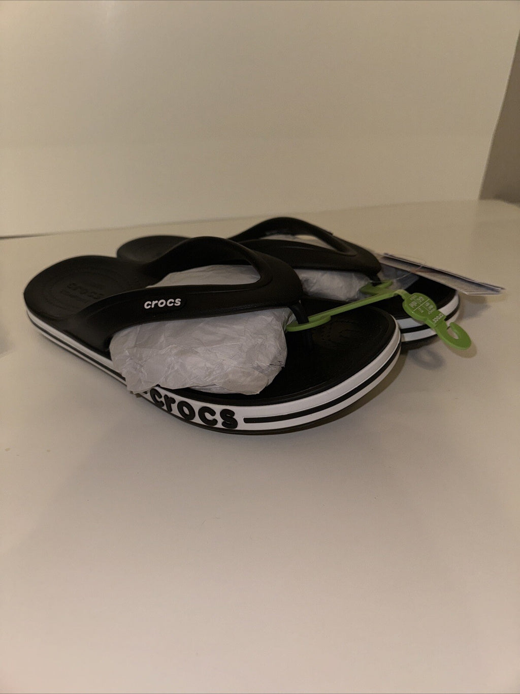 Size 9M/11W Crocs Men's and Women's Sandals Bayaband Flip Flops Waterproof Shoes