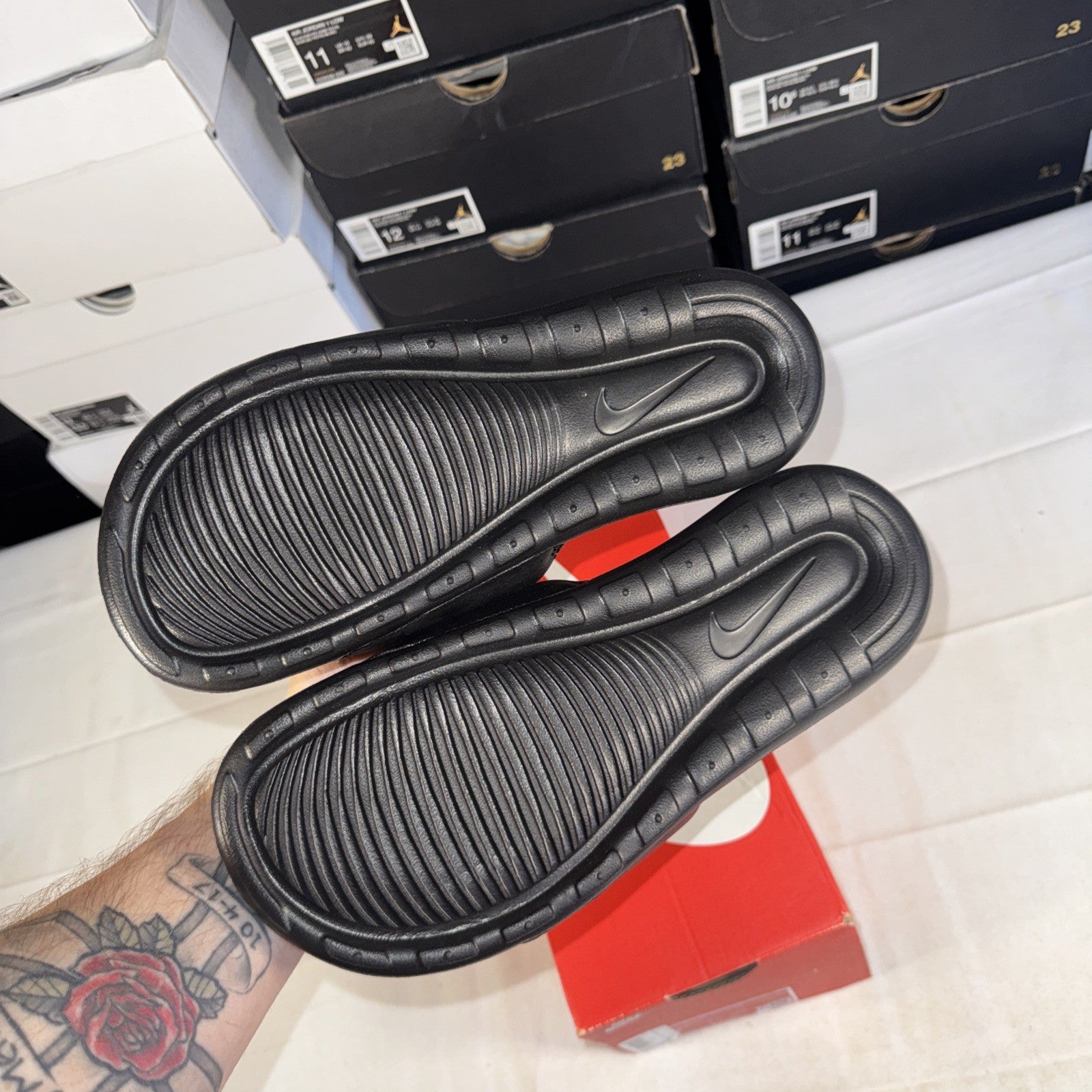 Nike Slides Sandal Mens Size 7 Black White CN9675-002 Casual Athletic Sandal