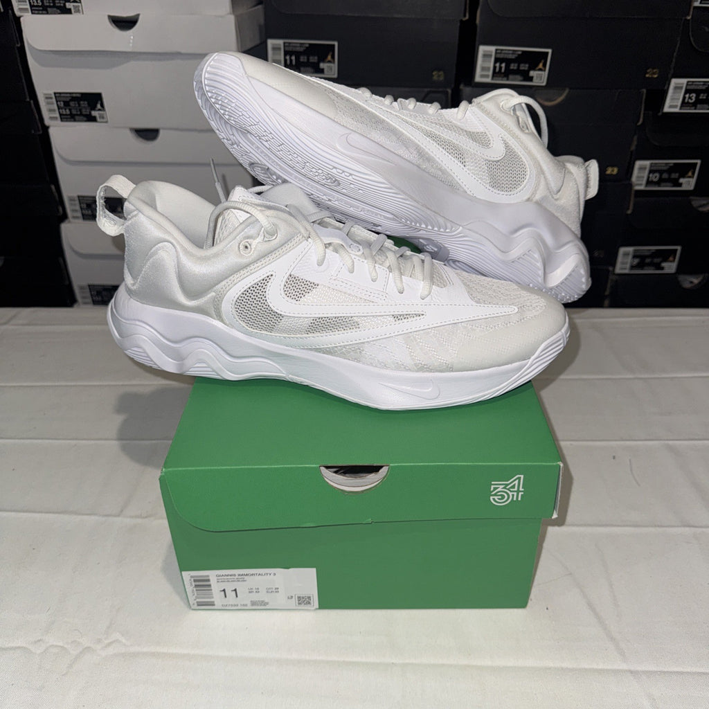 Nike Giannis Immortality 3 Men's Sneakers Triple White, Size 11, DZ7533-102