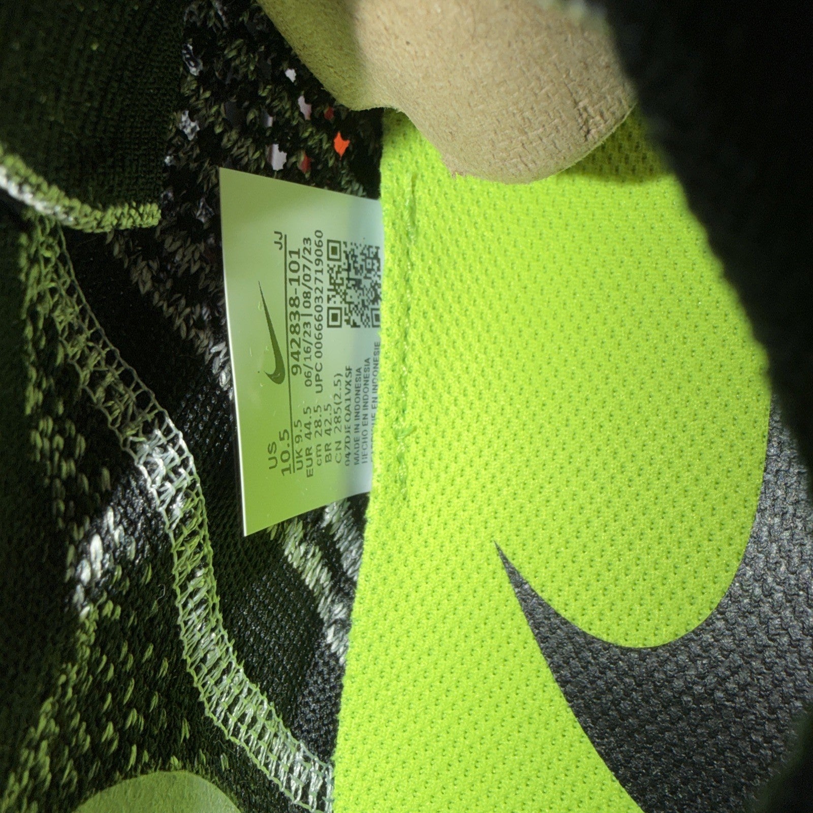 Nike Free RN Flyknit 2018 White Black 942838-101 Size 10.5