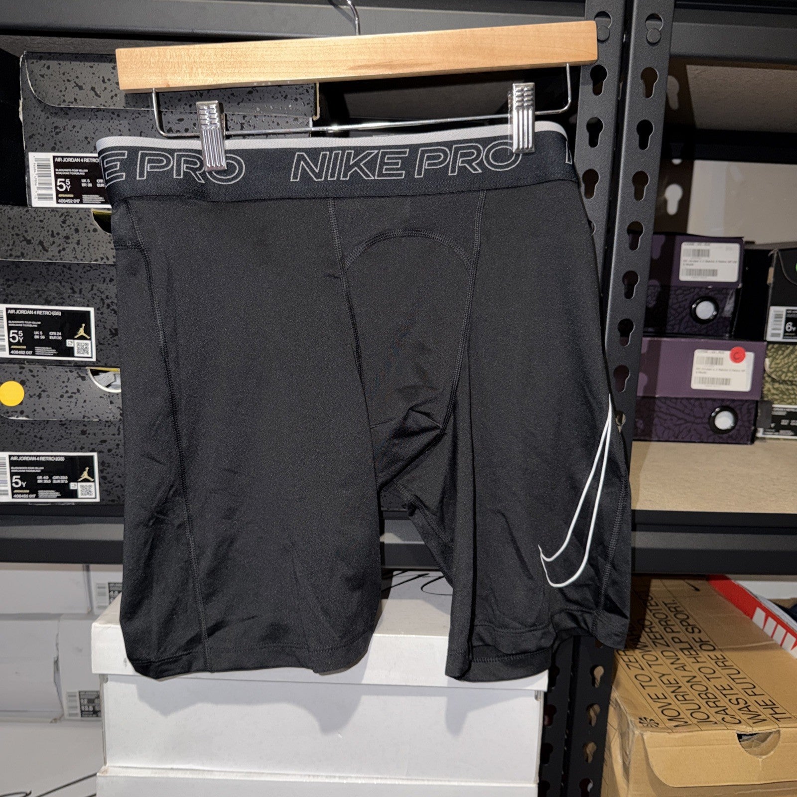 Nike Pro Men's Black/White Dri-FIT Training Shorts  DD1917-010 Size XL 0206-0207