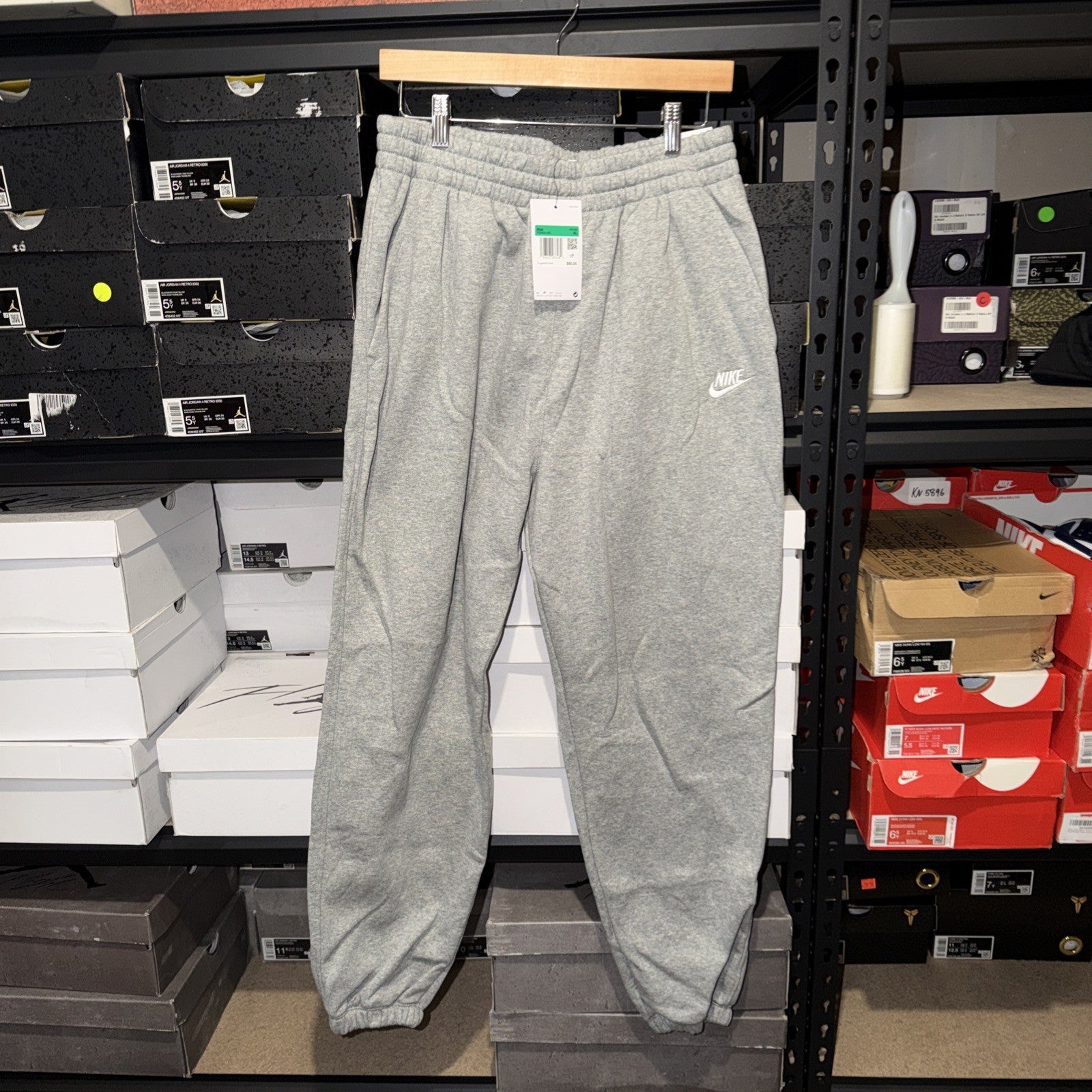 Nike Sportswear Club Fleece Kids Joggers Sweatpants Size XL Gray 0218