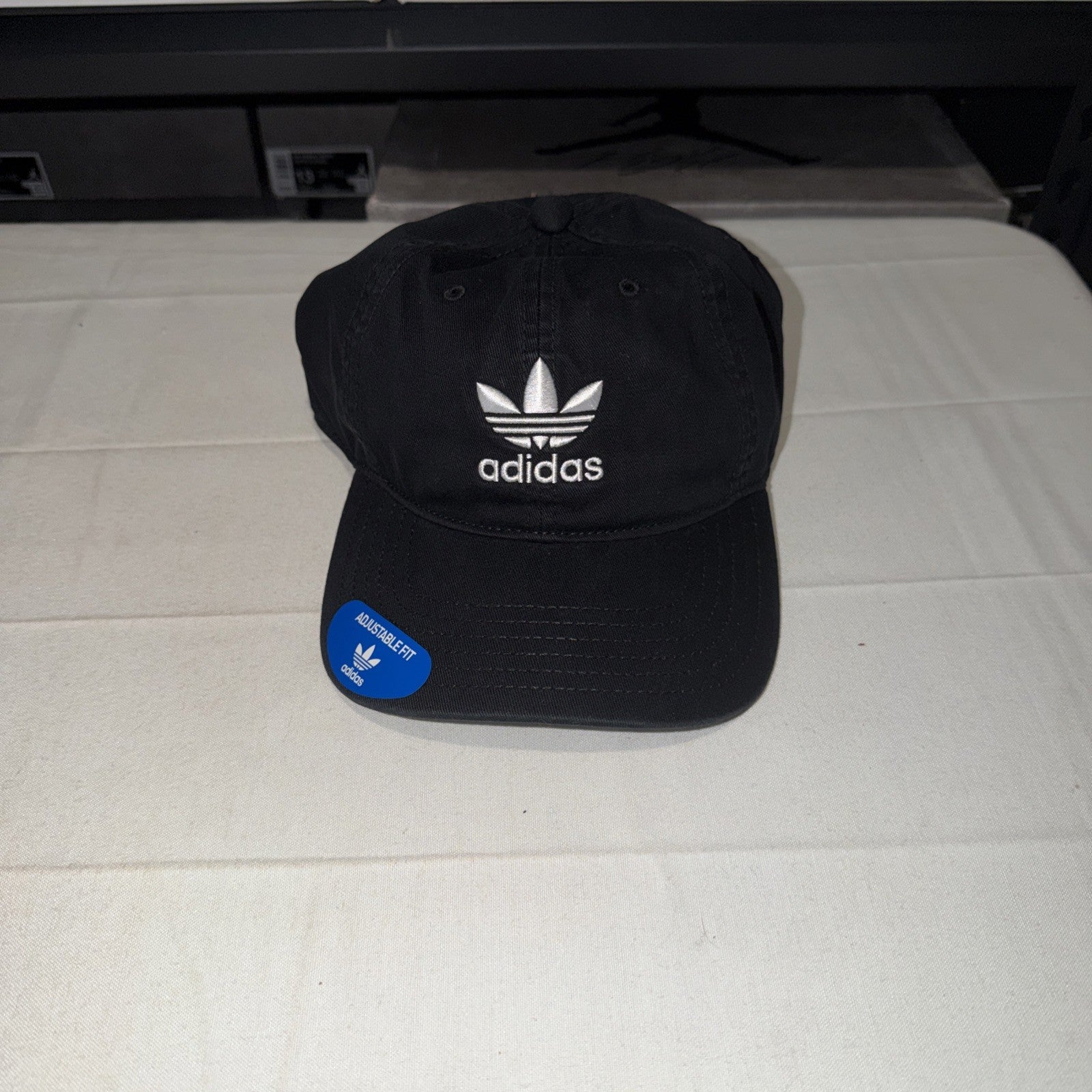 adidas Originals 975950 Strapback Relaxed Adjustable Cap Black 0240-0249