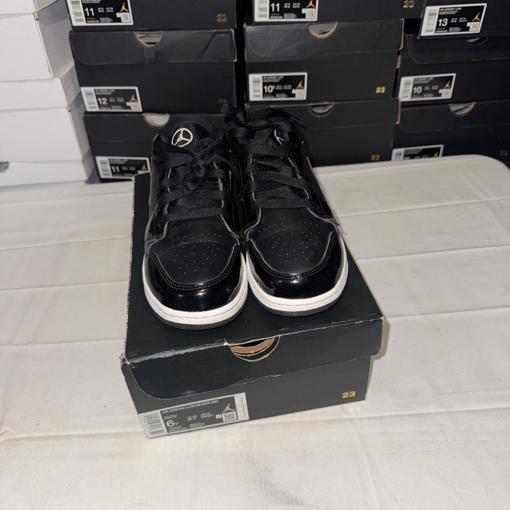 Size 6 (GS) - Jordan 1 SE Mid All Star Weekend