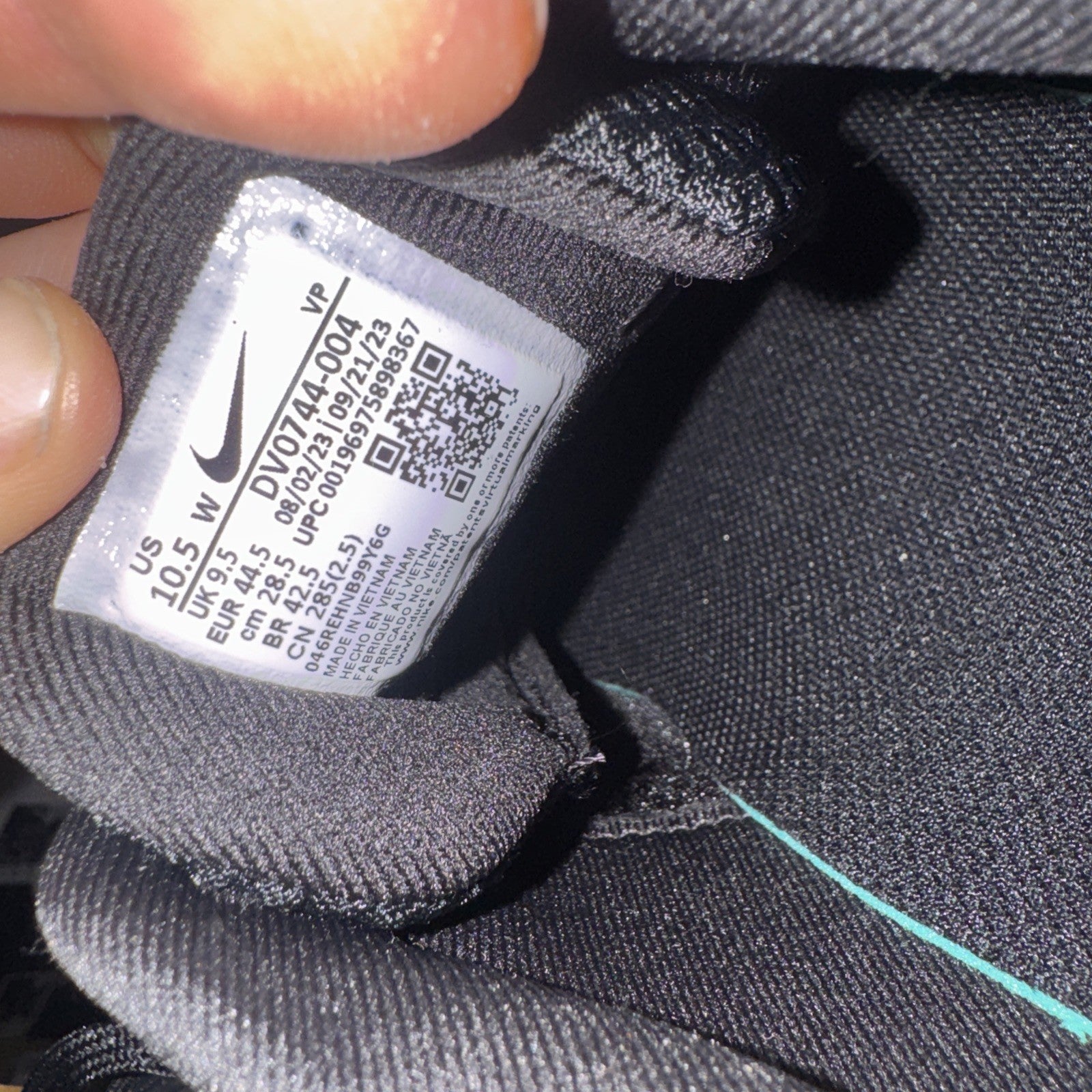 Nike Flex Experience RN 12 Men's Sneakers Size 10.5 W DV0744-004