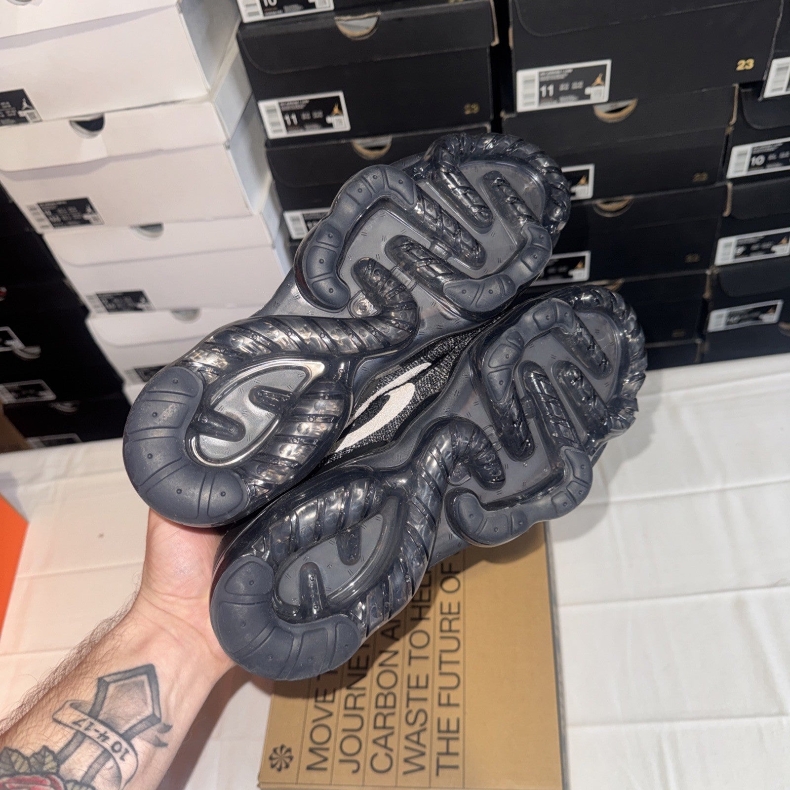 Nike Air VaporMax Men's Sneakers Black/White, Flyknit, DV1678 001 SIZE 7M 8.5W