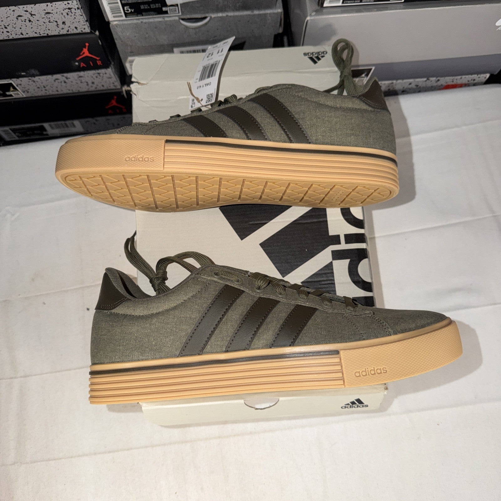 adidas Daily 4.0 Skateboarding Shoes Olive Green, Gum, Size 11  US IF4494