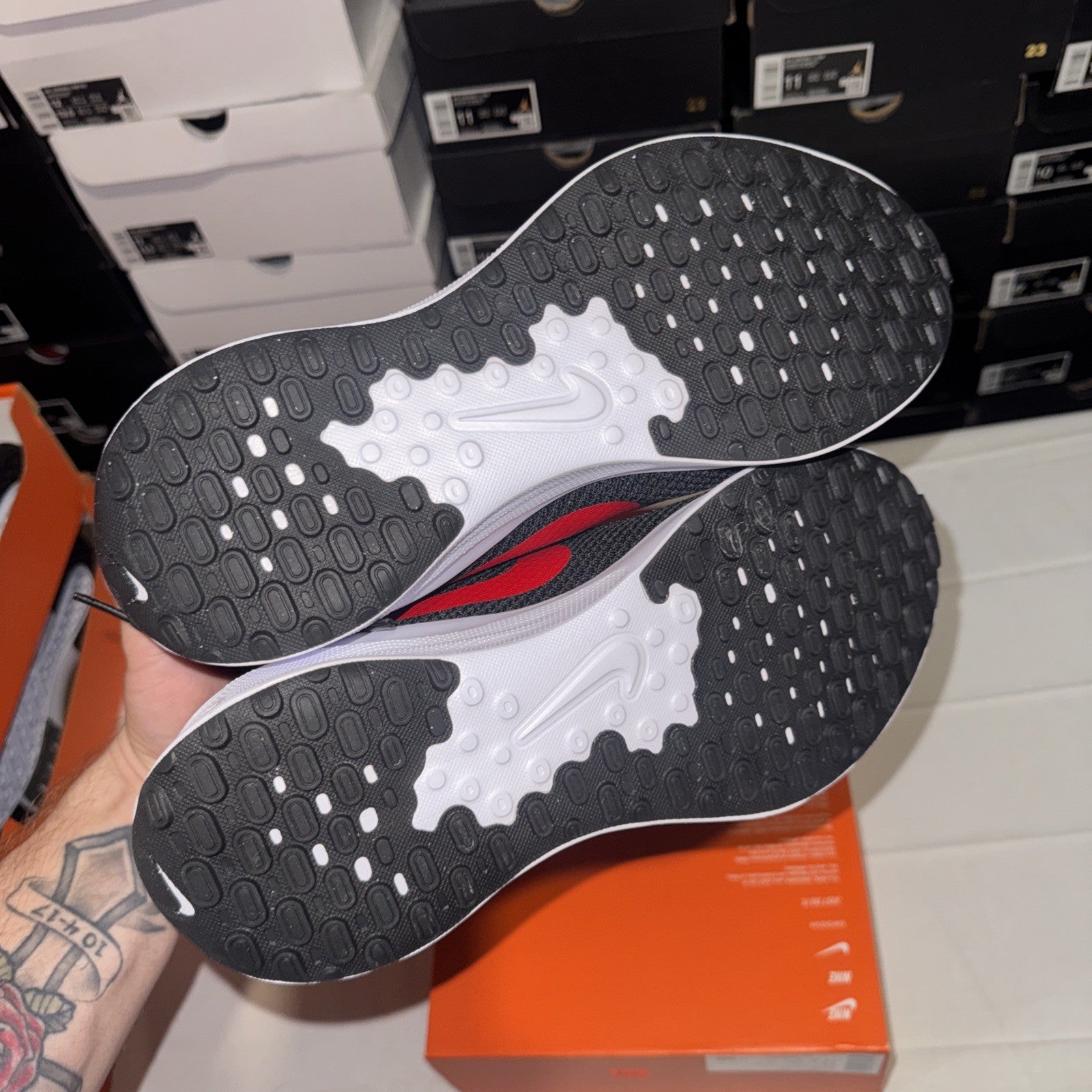 Nike Men's Revolution 7 Sneakers Size 10, Black/University Red/White, FB2207-003