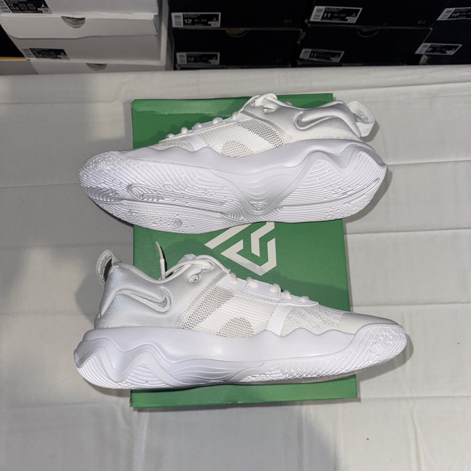 Nike Giannis Immortality 3 Men's Basketball Sneakers Size 9 White DZ7533 102