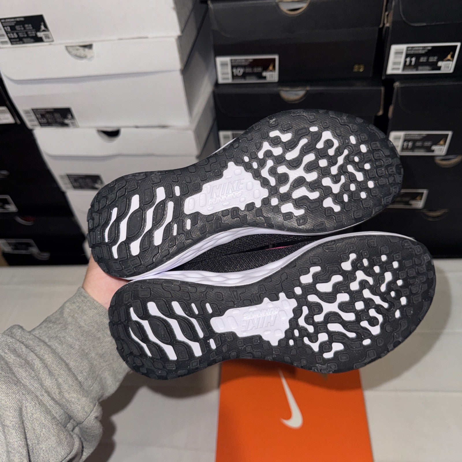 Nike Revolution 6 Black Hyper Pink Running Shoes Size 13C, DD1095-007