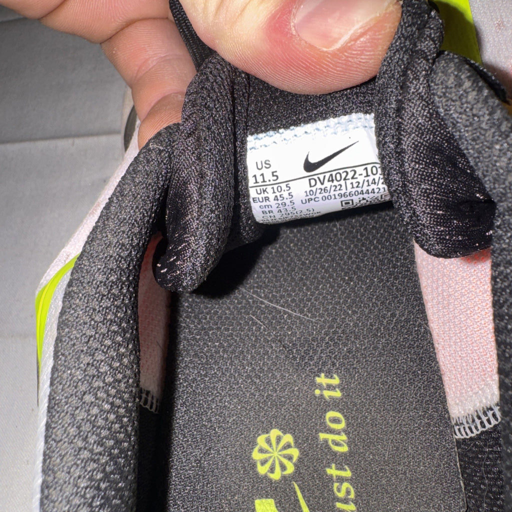 Nike Winflo 10 Men's Size 11.5 White Volt Laser Orange DV4022 101