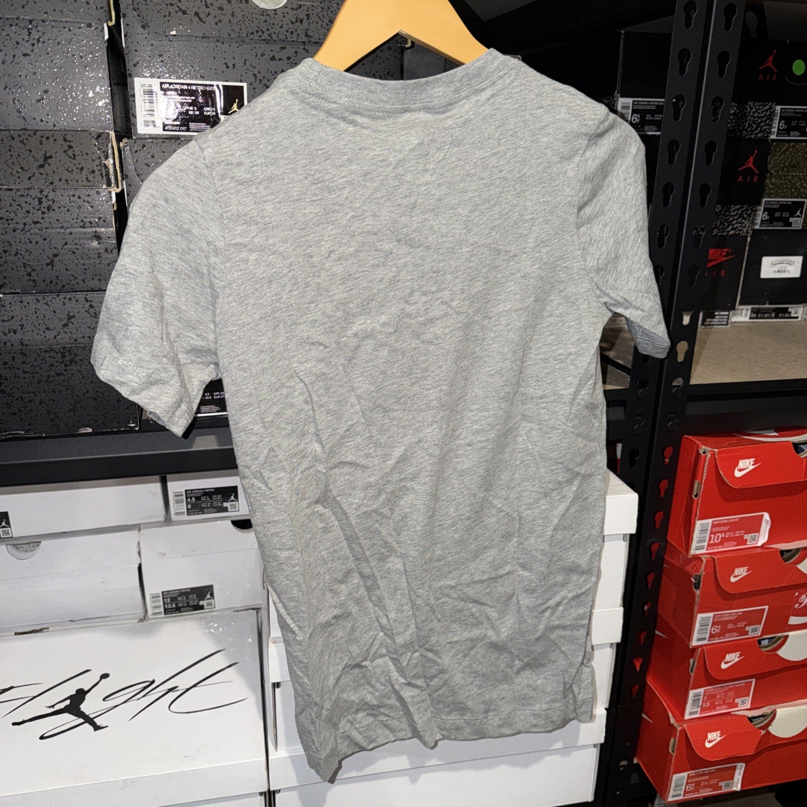 Nike Kids Large Gray Cotton Athletic Tee with Swoosh Logo AR5254-063 0058-0069