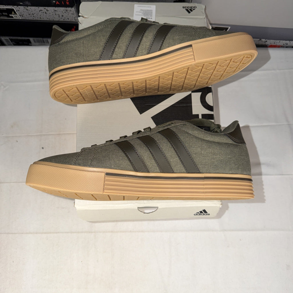 adidas Daily 4.0 Skateboarding Shoes Olive Green, Gum, Size 11  US IF4494