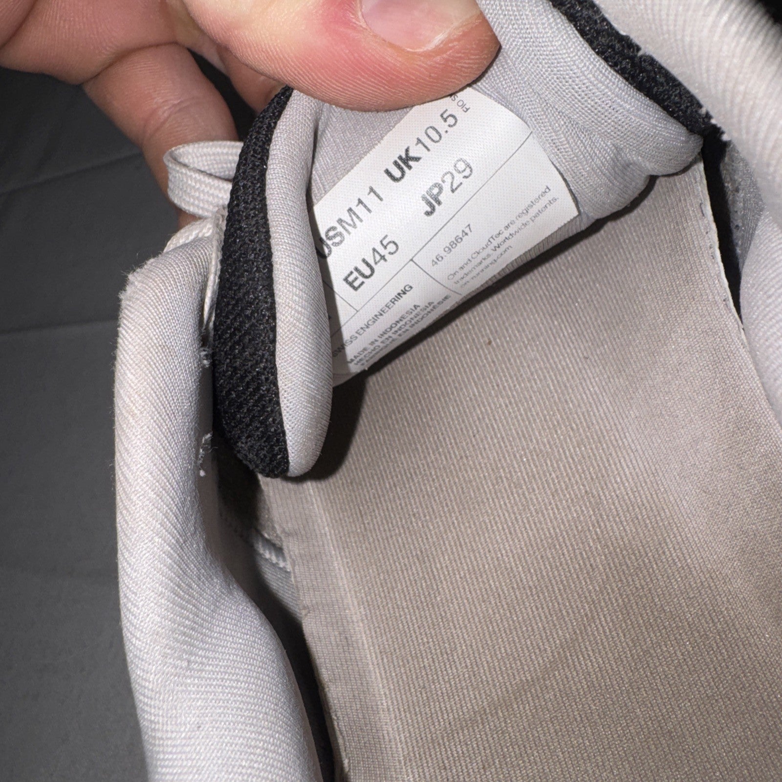 46.98647 On Cloud Cloudrunner Size 11