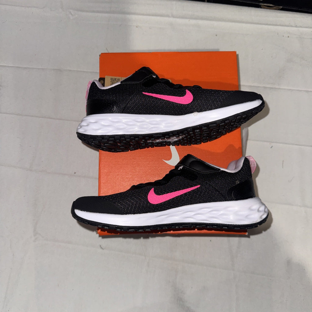 Nike Revolution 6 Black Hyper Pink Running Shoes Size 1.5Y, DD1095-007