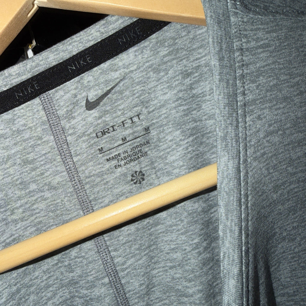 Nike Womens DRI-FIT Legend TEE Crew DD0638-073 MEDIUM 0114