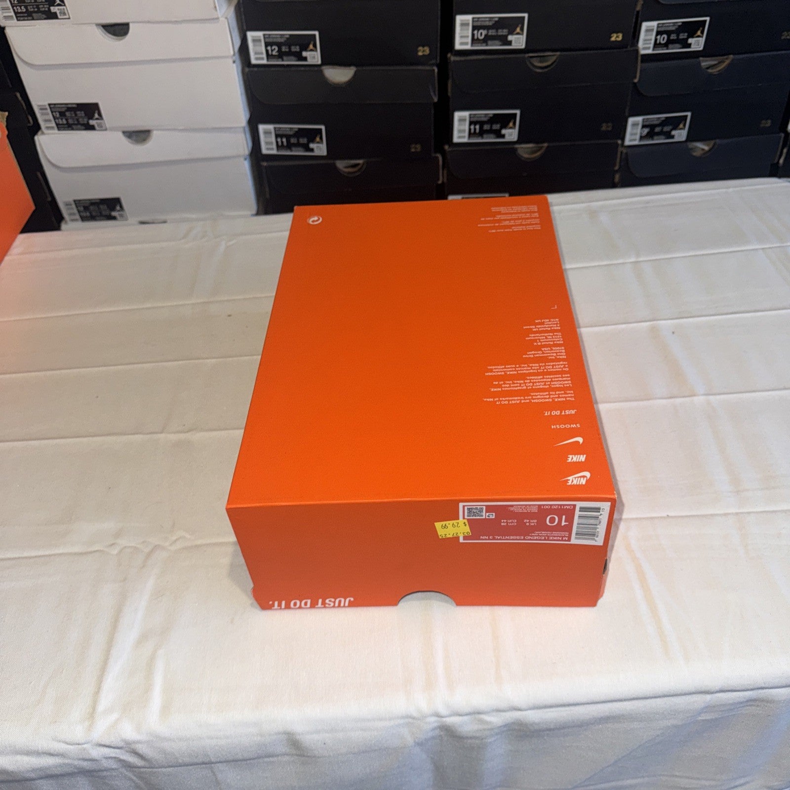 Nike Legend Essential 3 Next Nature Black/White Size 10 DM1120 001