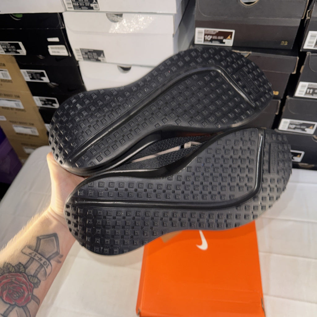 Nike Interact Run Men's Size 10 Black/Anthracite Wolf Grey FD2291-005