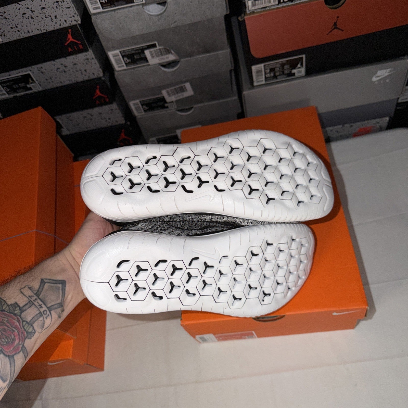 Nike Free RN Flyknit 2018 White Black 942838-101 Size 10.5