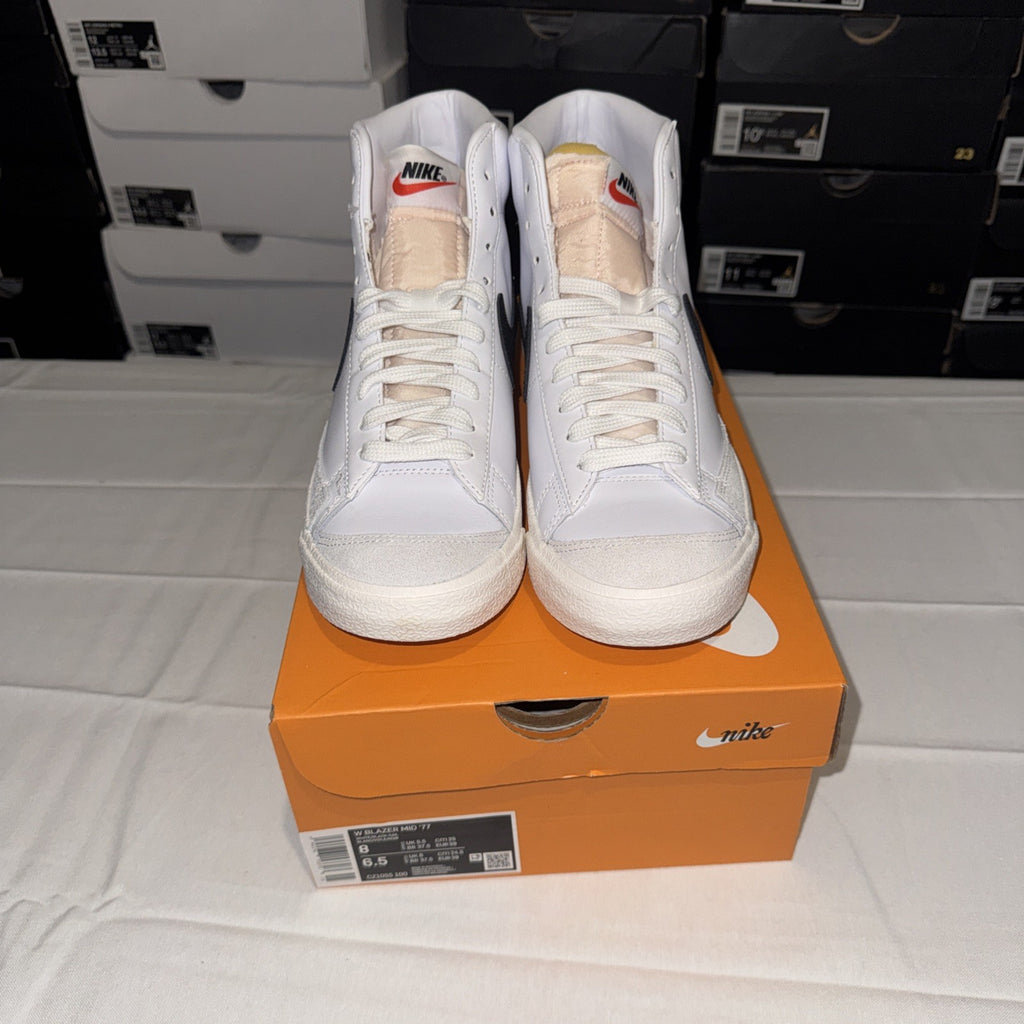 Size 8 - Nike Blazer 77 Vintage Mid White Black W