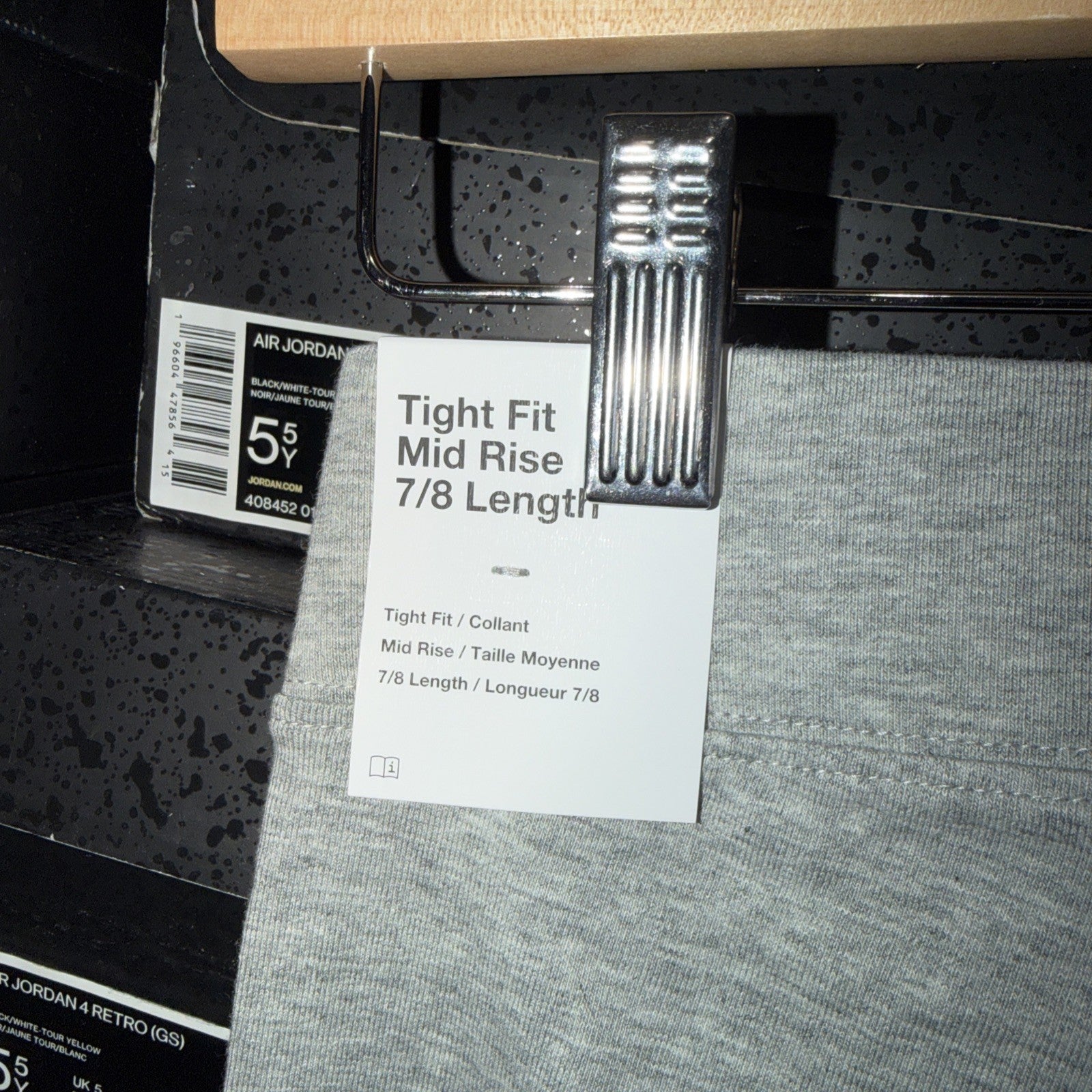 Nike Sportswear Women's Classic Mid Rise 7/8 Leggings Size Small CZ8532-063 0084