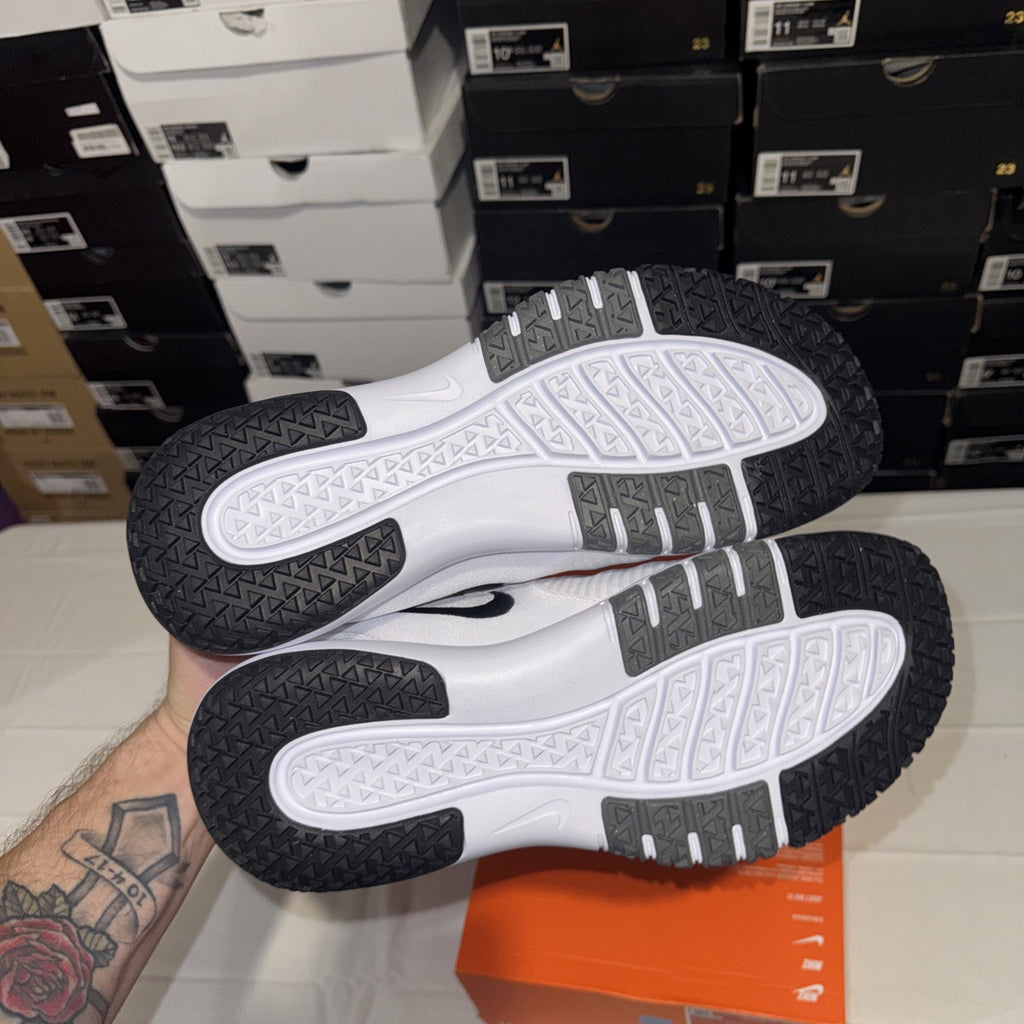 Nike Flex Control TR4 Athletic Shoes White/Black/Dark Grey, CD0197-100 Size 10.5