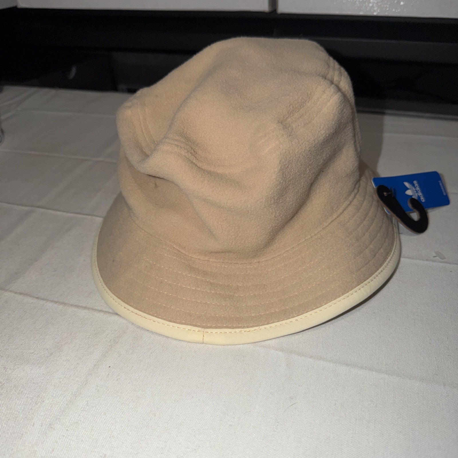 Adidas Originals  Bucket Hat Sand Stone Beige One Size | NEW 0263-0265
