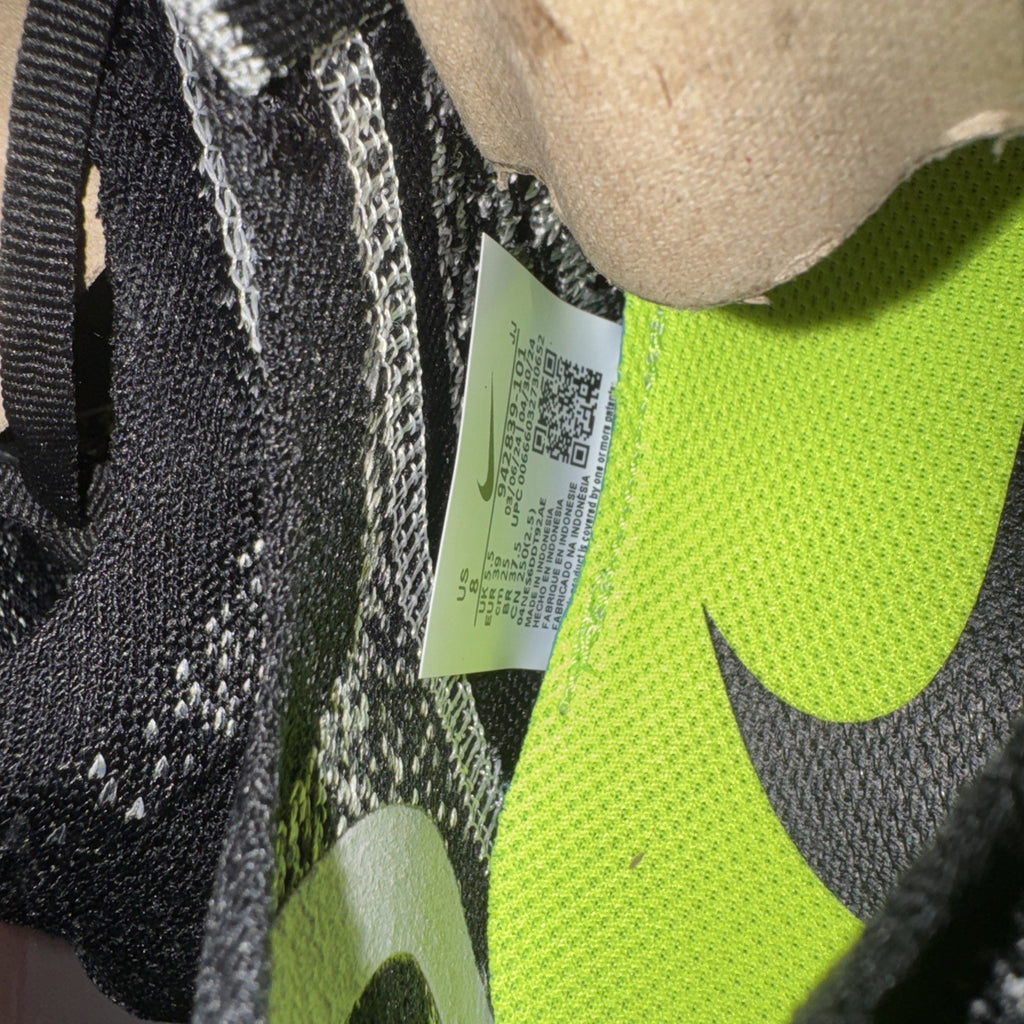 Nike Free RN Flyknit Women's Running Shoes Size 8 942839-101