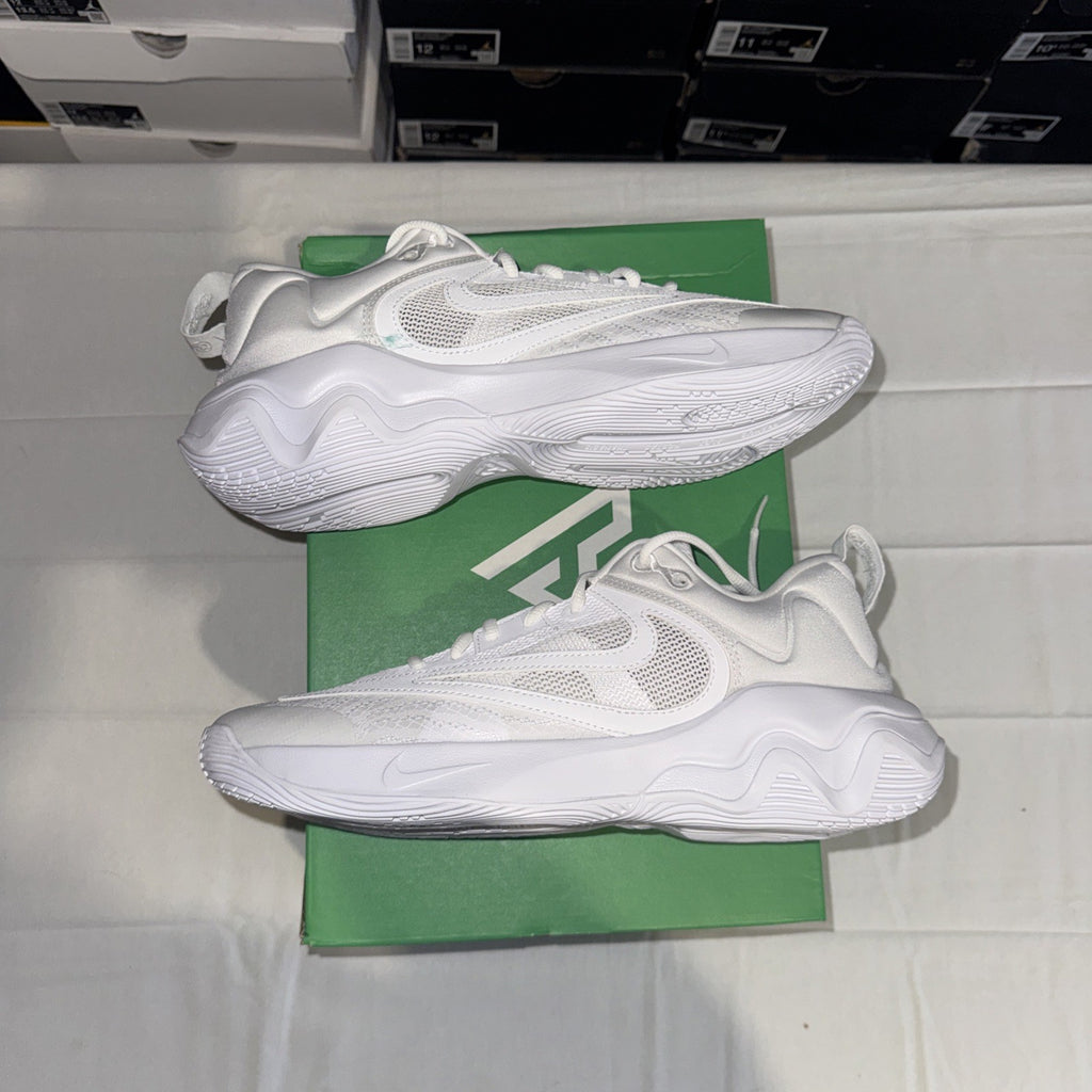 Nike Giannis Immortality 3 Men's Basketball Sneakers Size 9 White DZ7533 102