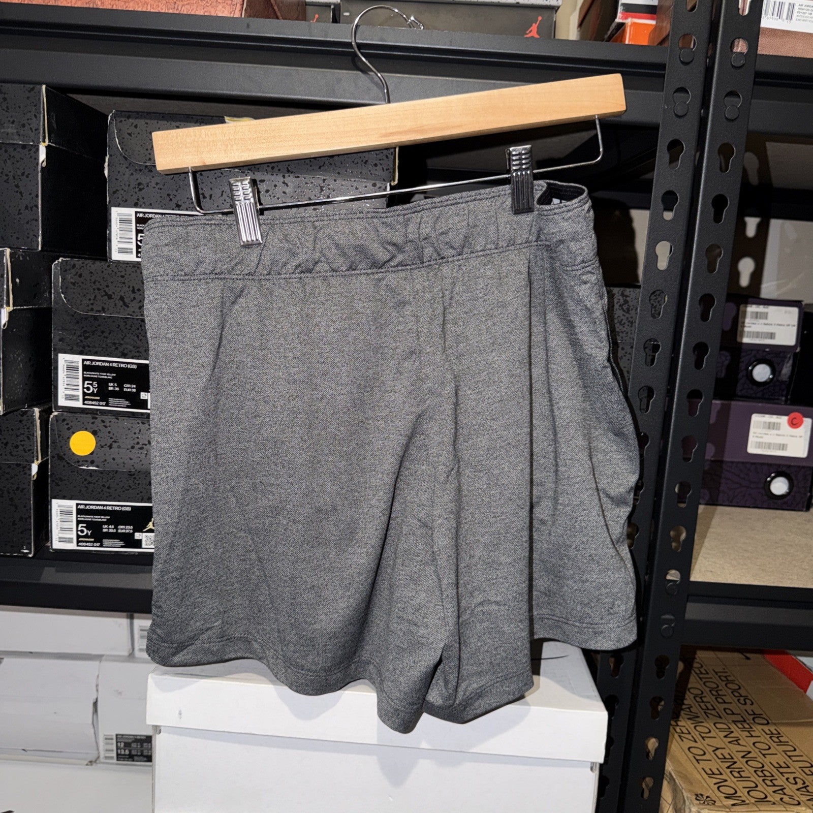 Nike Shorts Dri-FIT Attack, Womens Size S Training Running Short Grey, 0188-0190