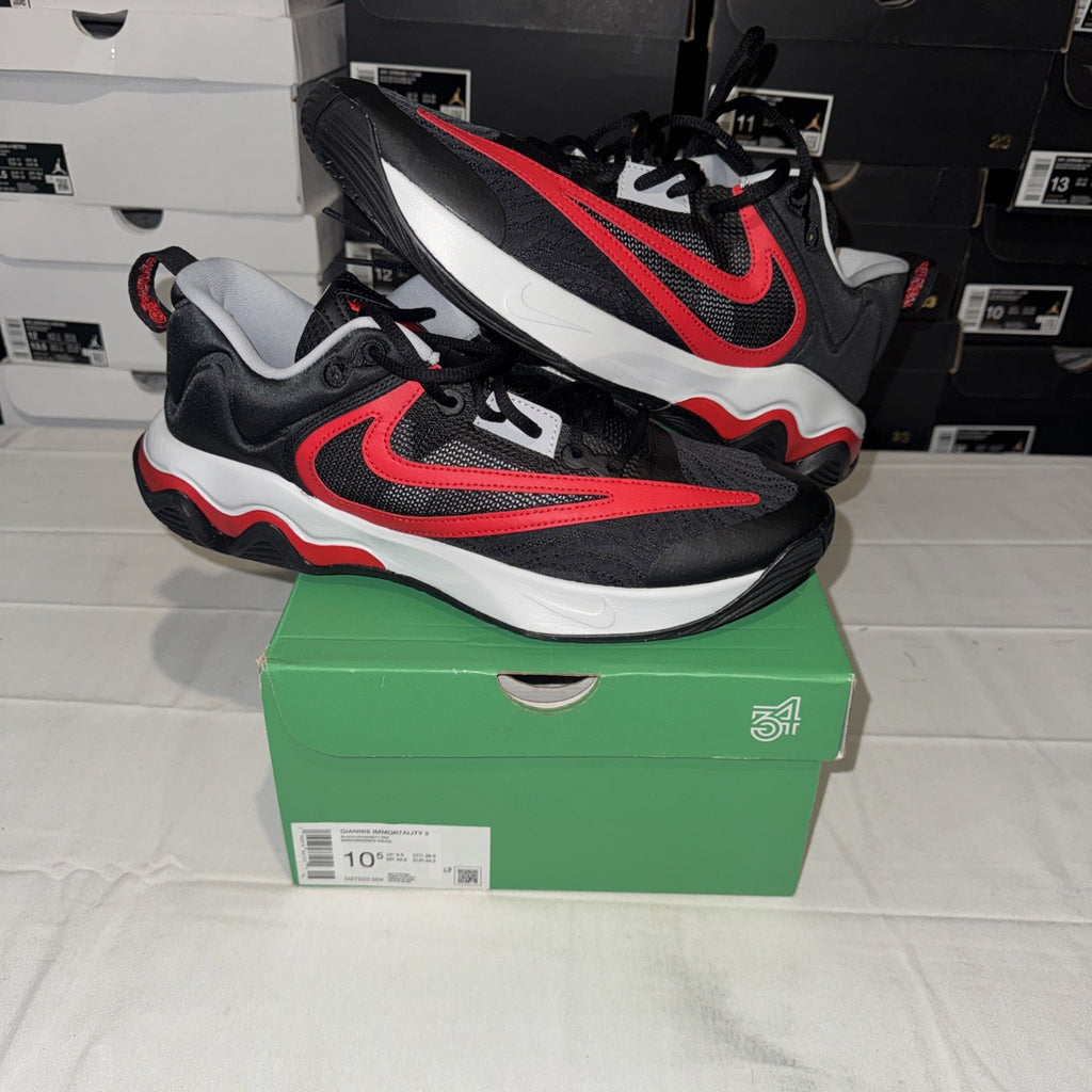 Nike Giannis Immortality 3 Sneakers Black/University Red, Size 10.5, DZ7533-004