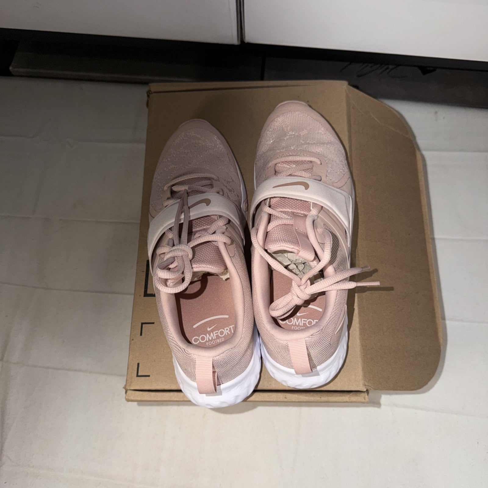 Nike Renew In-Season TR Sneakers Rose Whisper Womens dd9301 604 Size 7.5