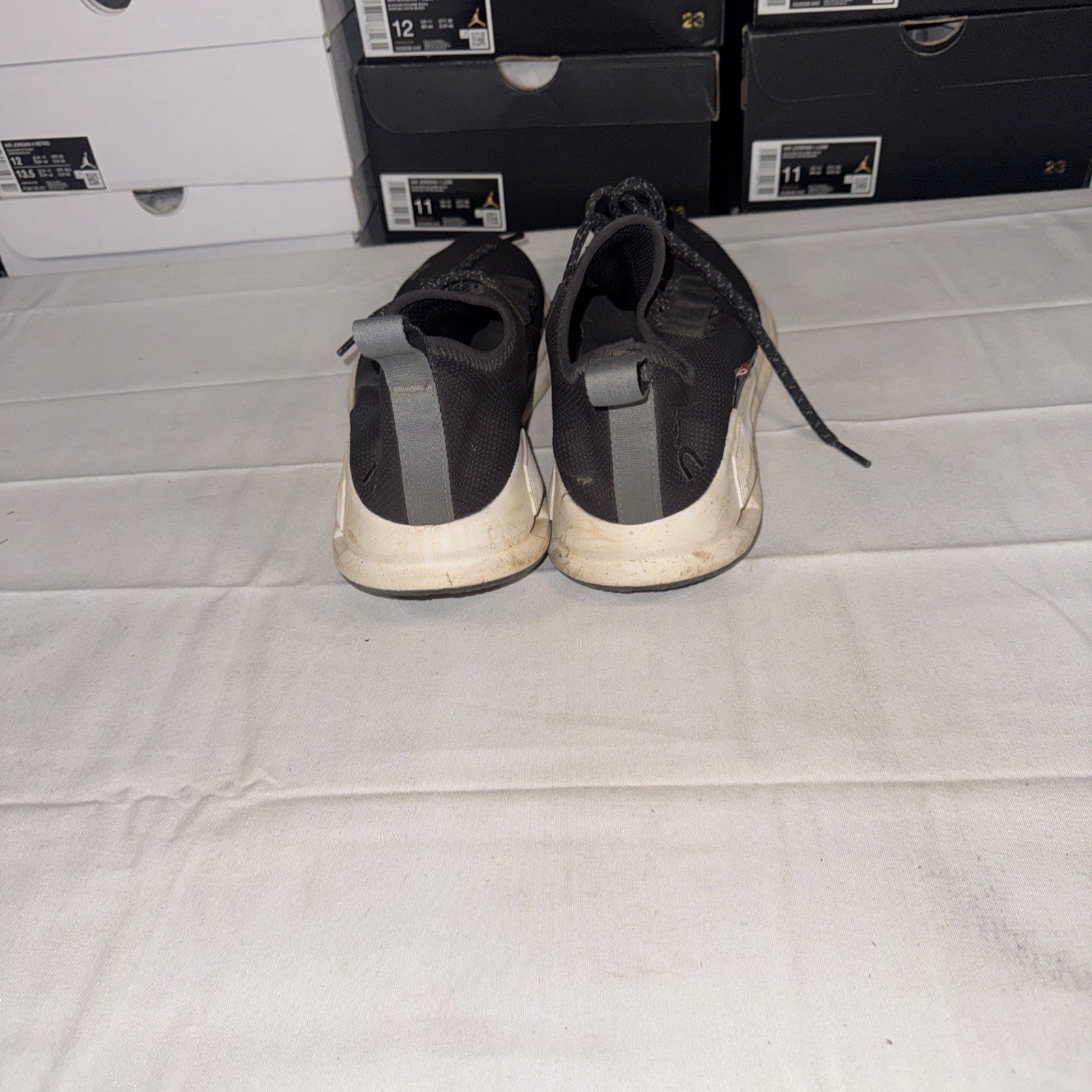 On Cloud Sneaker 76.98445