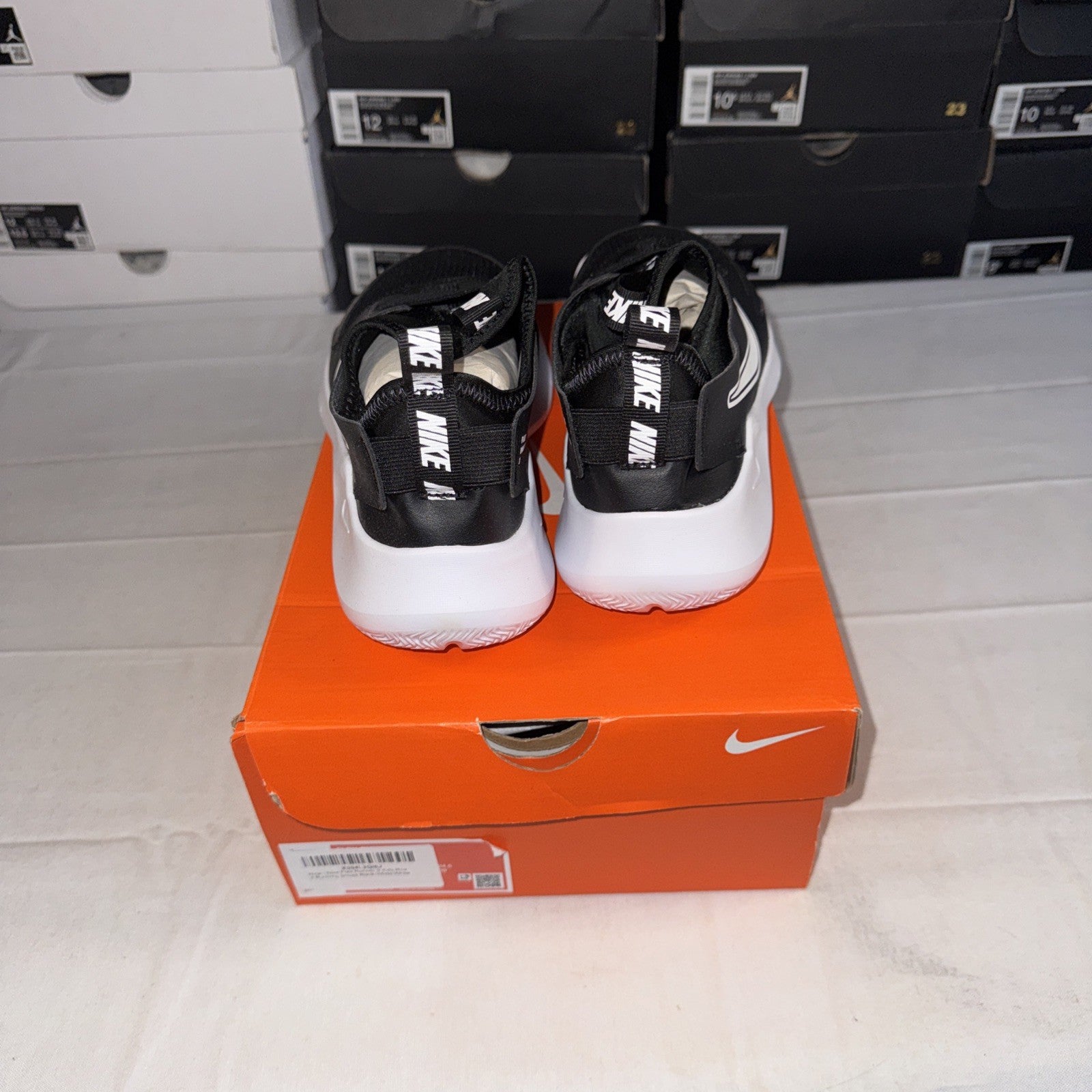 Nike Flex Runner 3 Kids' Running Shoes Black/White, Size 6Y, FN1294-005