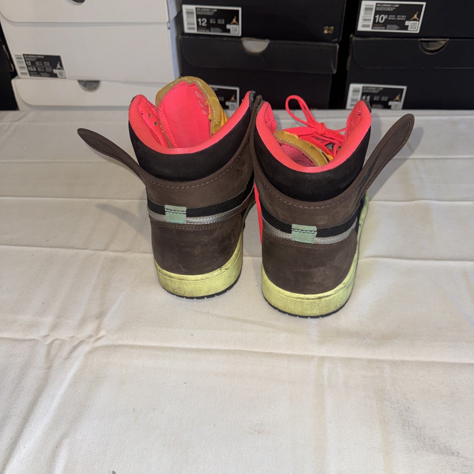 Air Jordan 1 Retro High OG Sneakers 555088-201