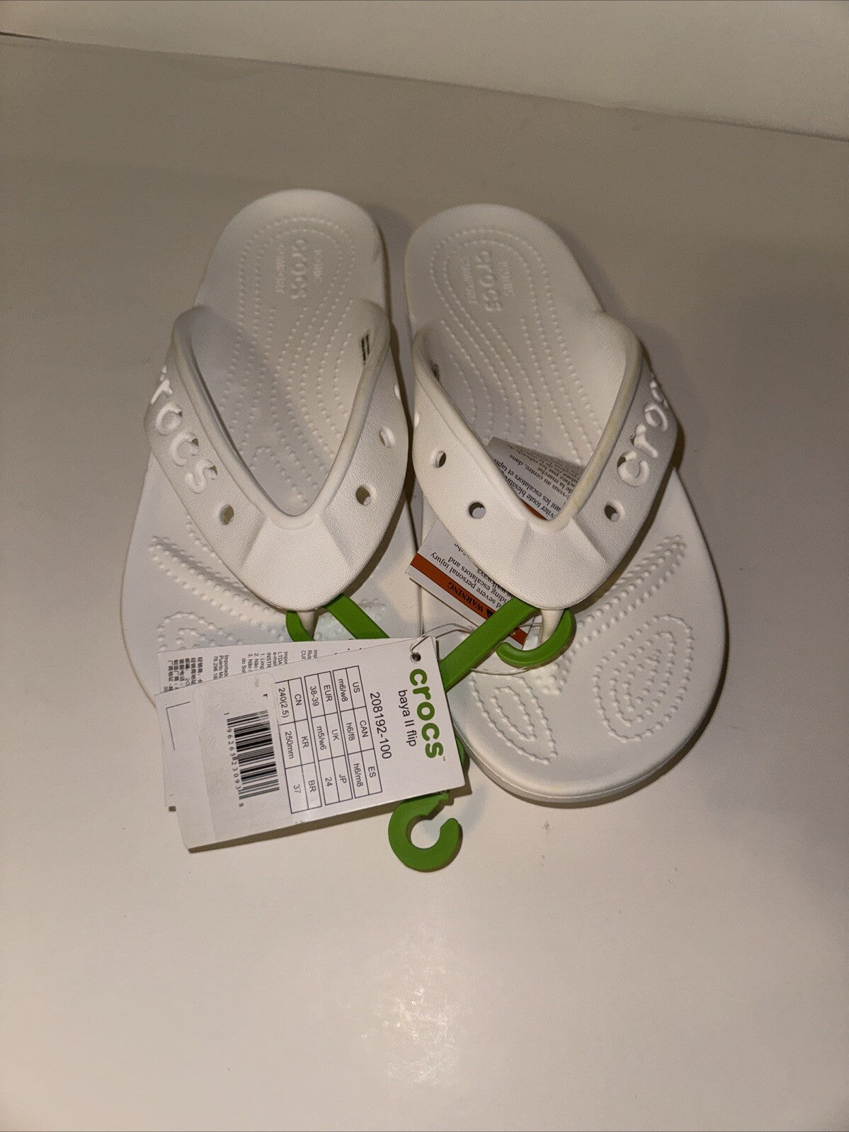 6M/8W Crocs Men's and Women's Sandals Baya II Flip Flops Waterproof Shower Shoes