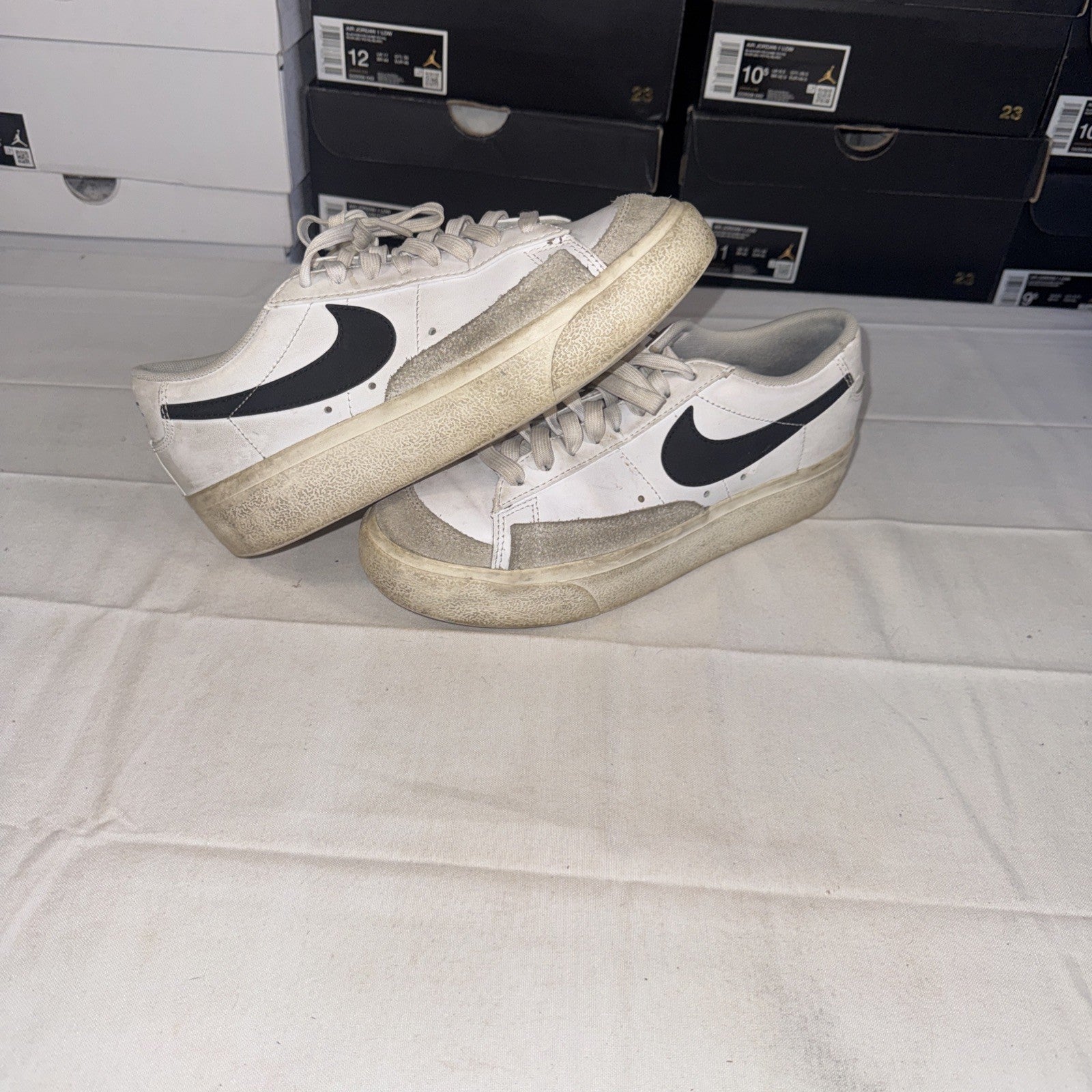 Nike Women's Blazer Low Platform DJ0292-101 Size 7