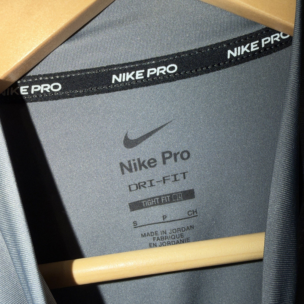 Nike Men's Pro Dri-FIT Warm Mock Neck Long Sleeve Shirt Smoke Grey S 0112