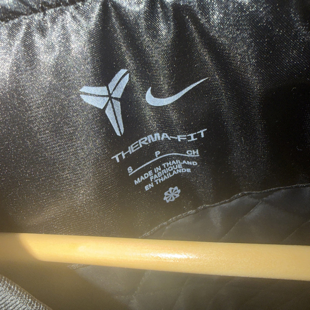 Nike x Kobe "Year Of Mamba" Therma-fit Jacket  S $275 NWT HQ4695-010 Black 0004