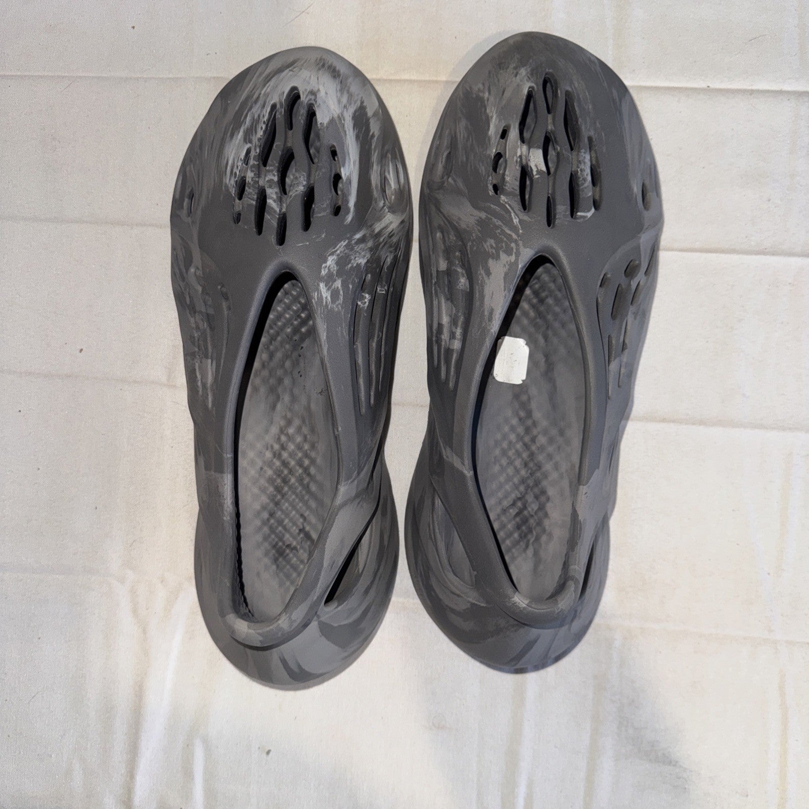 adidas Yeezy Foam RNR Size 13 MX Granite 2023