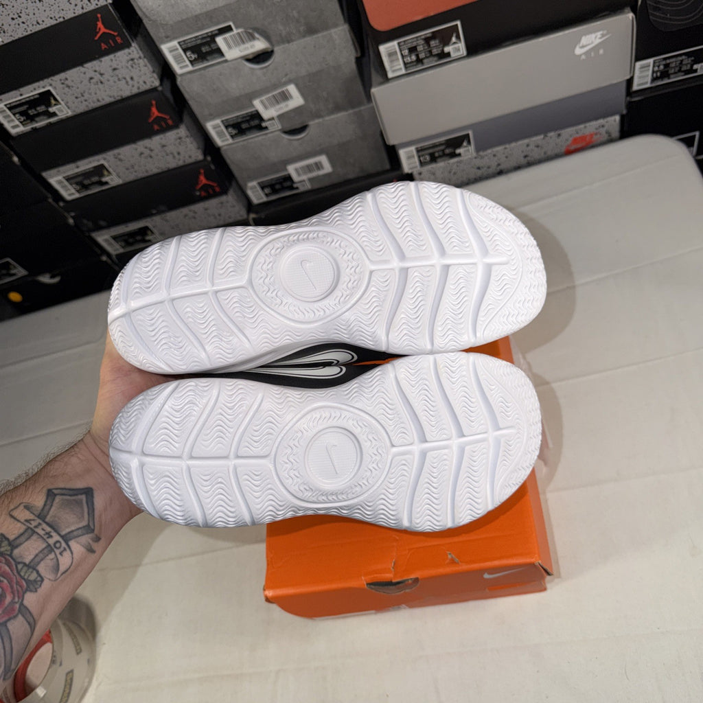 Nike Flex Runner 3 Kids' Running Shoes Black/White, Size 6.5Y, FN1294-005