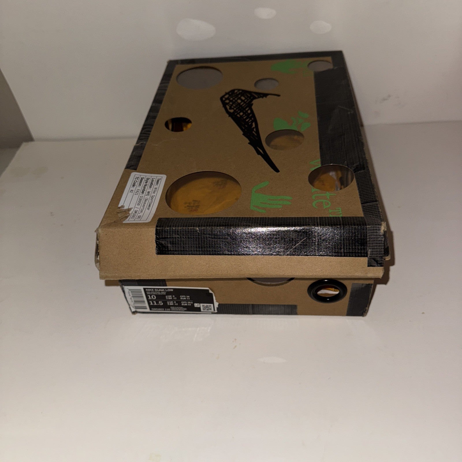 Size 10 - Nike Off-White x Dunk Low Lot 06 of 50