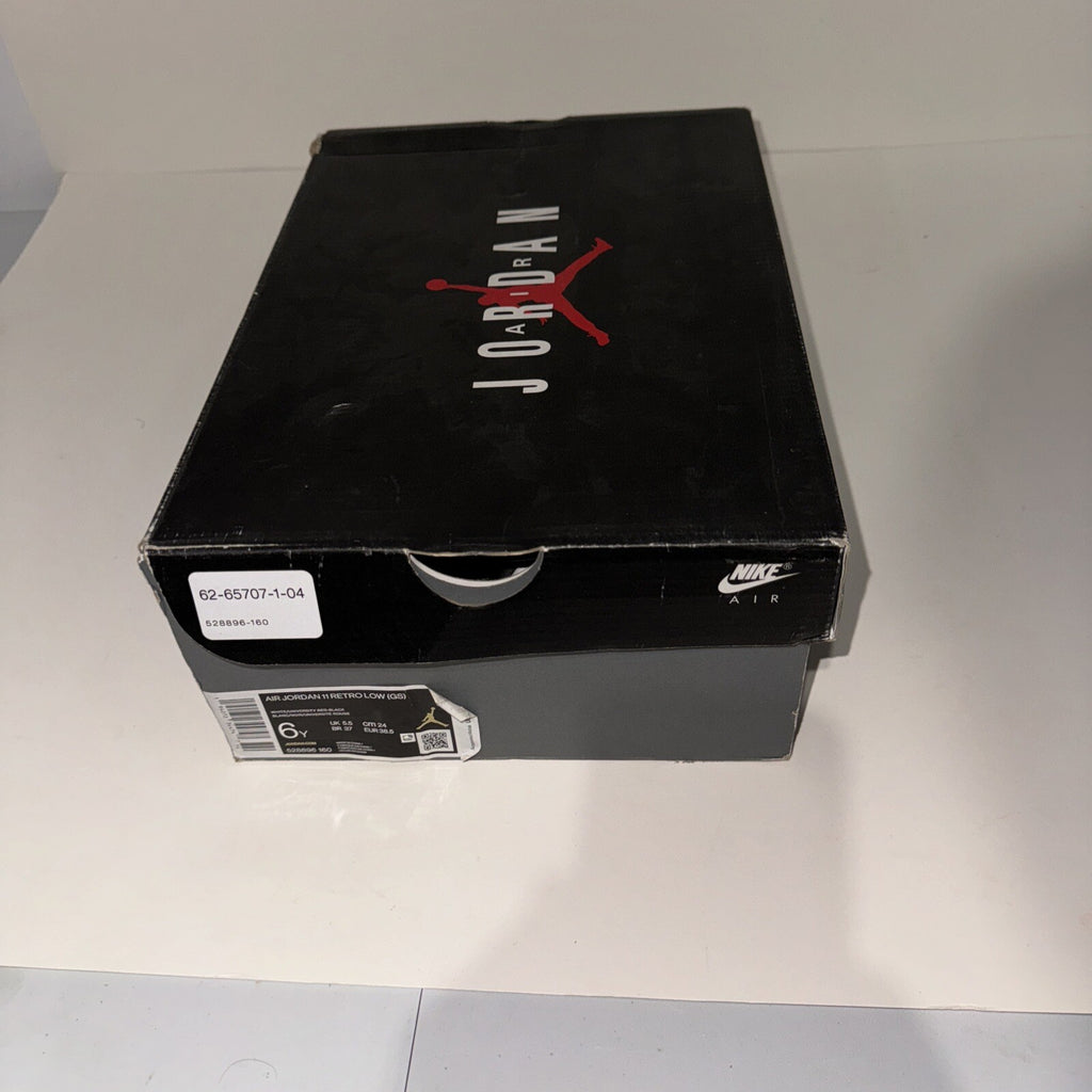 Jordan 11 Retro Low 'Concord Bred' (GS) Size 6 528896-160