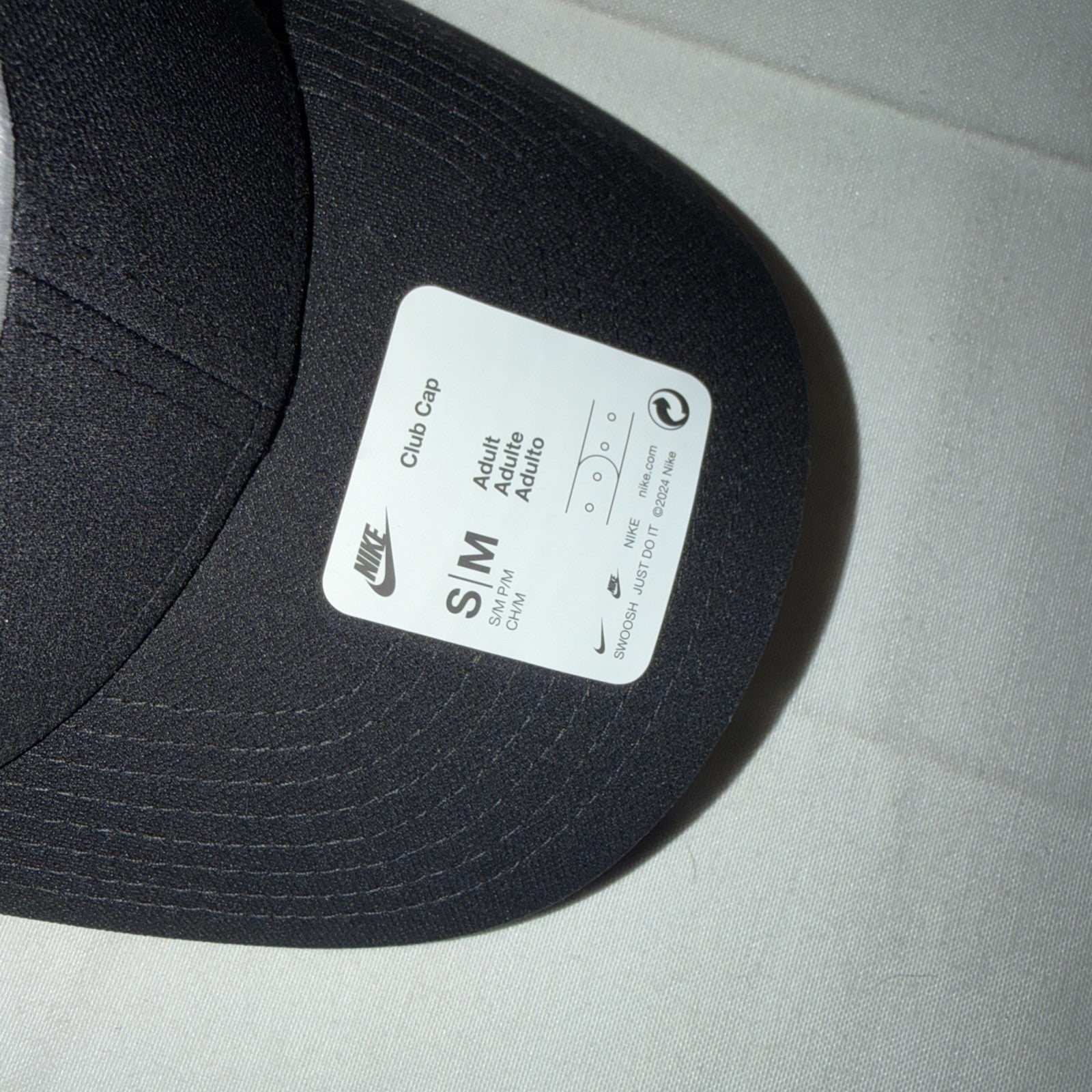 Nike Dri-FIT Structured Cap Snapback Adjustable Hat Black Size S/M NWT 0259
