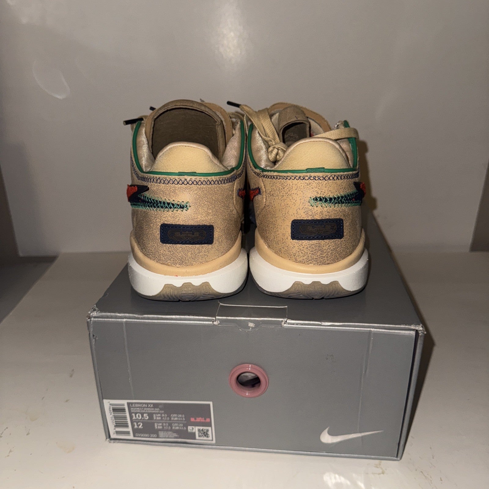 Lebron XX “Four Horsemen” dv9090-200 Basketball Shoes SIZE 10.5M