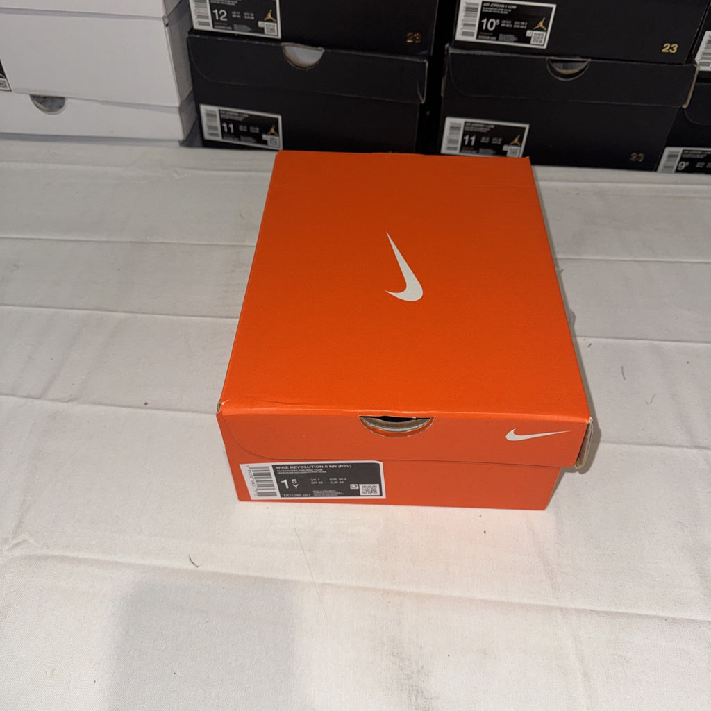 Nike Revolution 6 Black Hyper Pink Running Shoes Size 1.5Y, DD1095-007