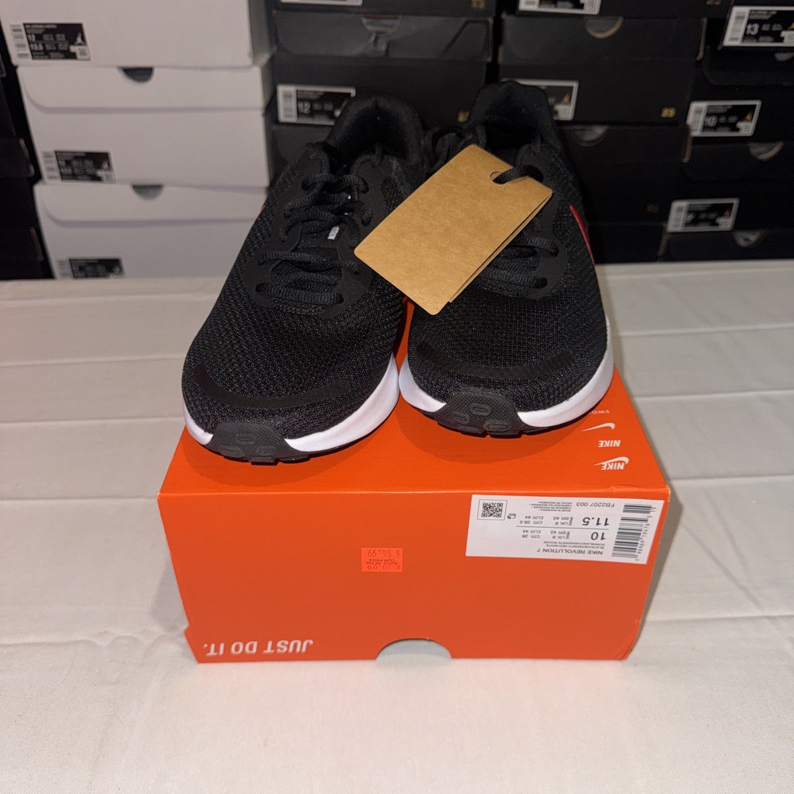 Nike Men's Revolution 7 Sneakers Size 10, Black/University Red/White, FB2207-003