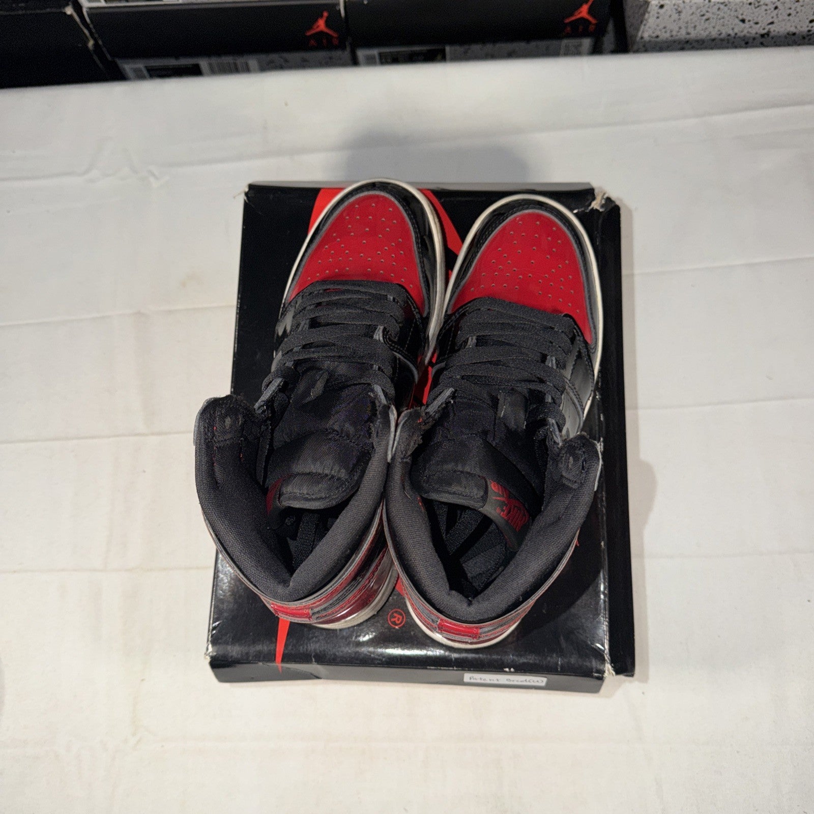 Air Jordan 1 Retro High OG GS Patent Bred Size 5Y 575441-063