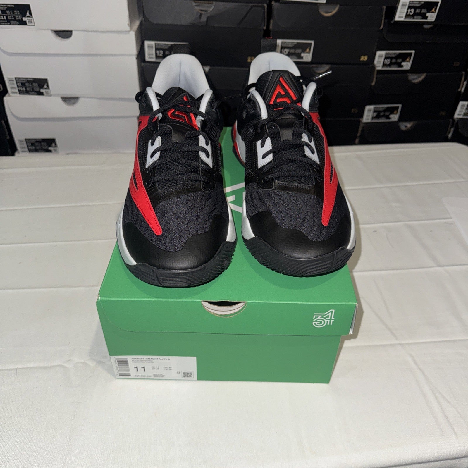 Nike Giannis Immortality 3 Sneakers Black/University Red, Size 11, DZ7533-004